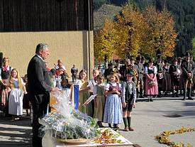 Begrüßung und Ansprache von Bürgermeister Gerhard Gamsjäger