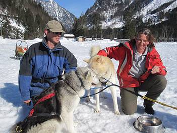 Paul und Marjolein mit ihren Samojeden