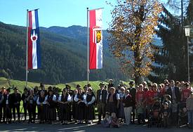 Delegationen der Gosauer Vereine