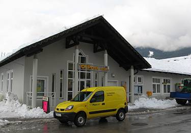 Die Post bringt allen was - in Gosau nur noch kurze Öffnungszeiten!