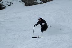Tiefschneeabfahrt
