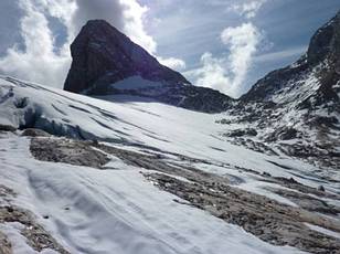 Blick zum westlichen Gletscherrand und zum Mitterspitz.