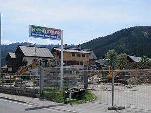wo gehts hier zum Konsum?