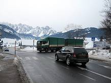 LKW Verkehr in Gosau
