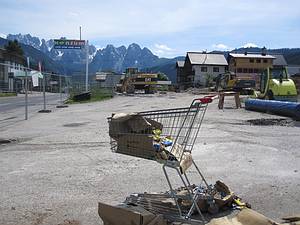 Baustelle f�r neue Konsumfiliale in Gosau