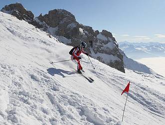 Achensee, Daniel bei der rasanten Abfahrt im Rofangebirge