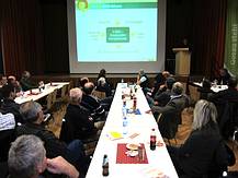Publikum im KUZ bei der Startveranstaltung Energie Zukunft Gosau