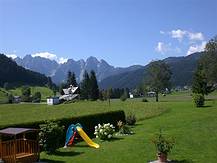 Aussicht vom Haus Gr�nwald zum Gosaukamm im Sommer