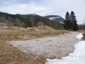es blieben ein Schotterplatz und gefällte Bäume, Foto Anni Ringer
