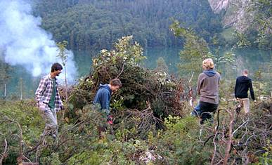 die Jugend f�r unsere Almen im Einsatz