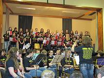 Die New Market Highschool aus Ontario beim Chorkonzert in der Musikhauptschule Gosau