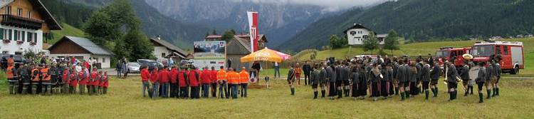 Spatenstichfeier auf dem Gel�nde f�r das zuk�nftige Gosauer Einsatzzentrum