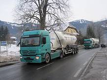LKW Verkehr in Gosau