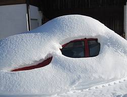 Autoschneeskulptur