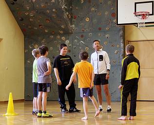 Schlechtwetter Training im Turnsaal